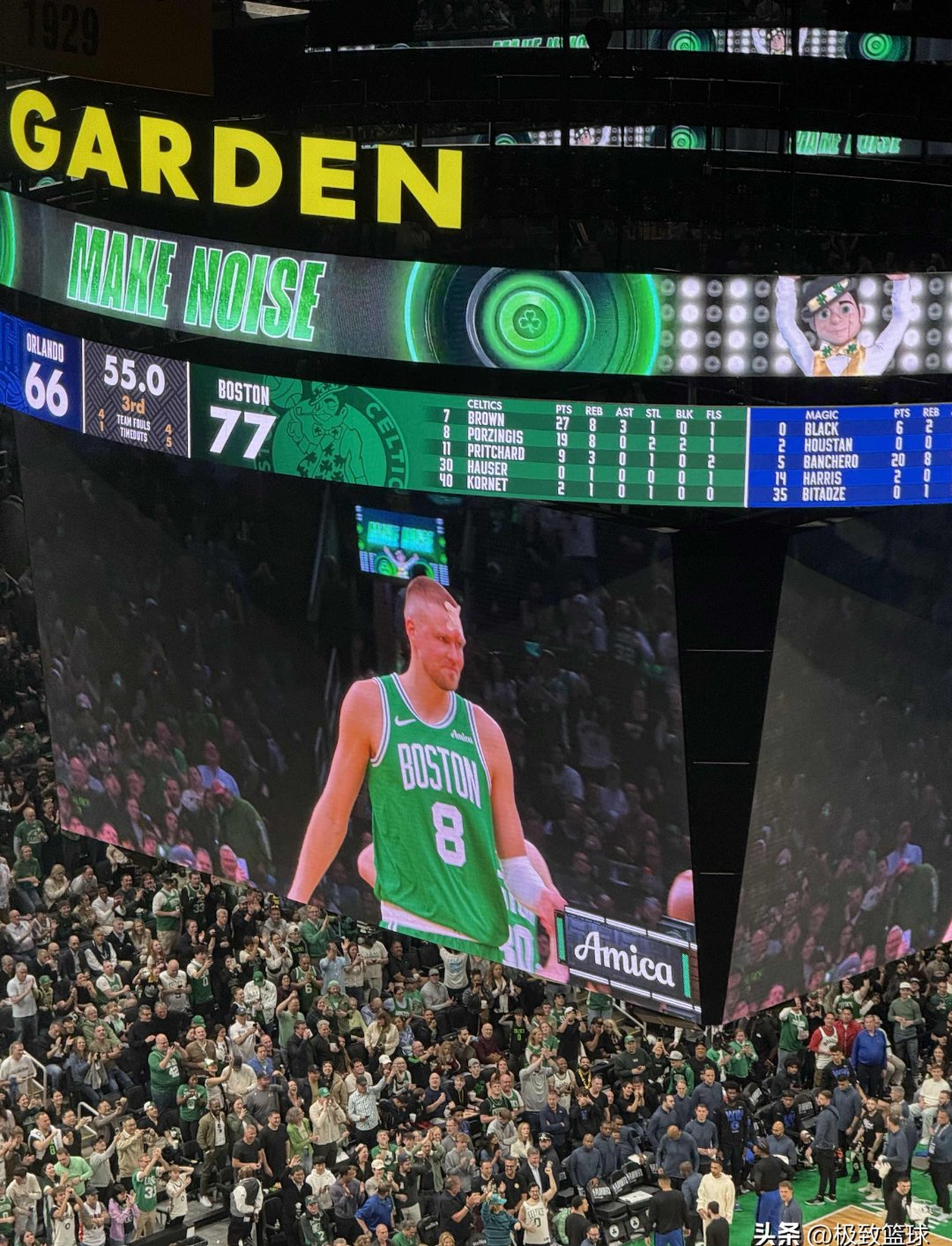 KAIYUN SPORTS塔图姆重返赛场，出色防守首场状态出色，中国队观众沸腾！赢得满堂喝彩的简单介绍