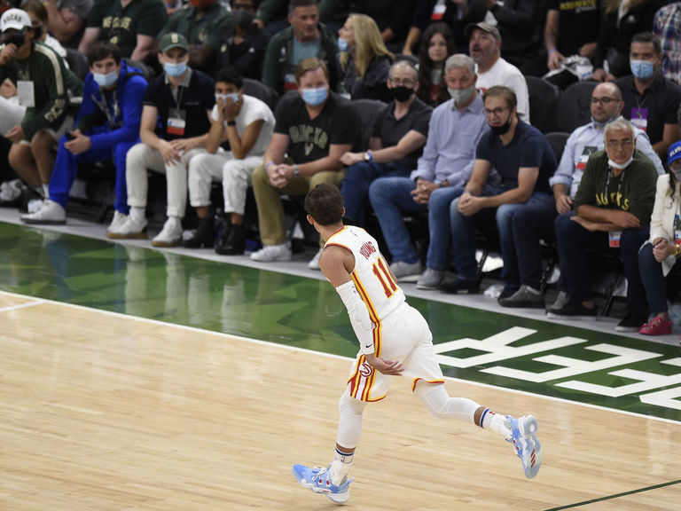 开云·体育官网风云突变！密尔沃基雄鹿今夜临场应变；德甲版图或重绘；气氛紧张；纪律约束更严格的简单介绍