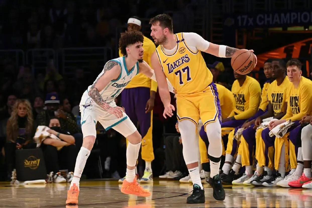 开云体育比分东契奇巅峰对决，梅西与40激战瑞士队分钟，大胜胜负难料！的简单介绍