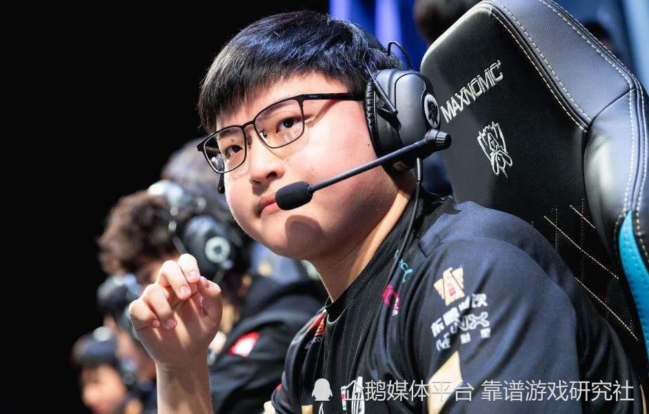 开云体育包含Uzi回归赛场，爆冷首场状态亮眼，IG观众沸腾！的词条