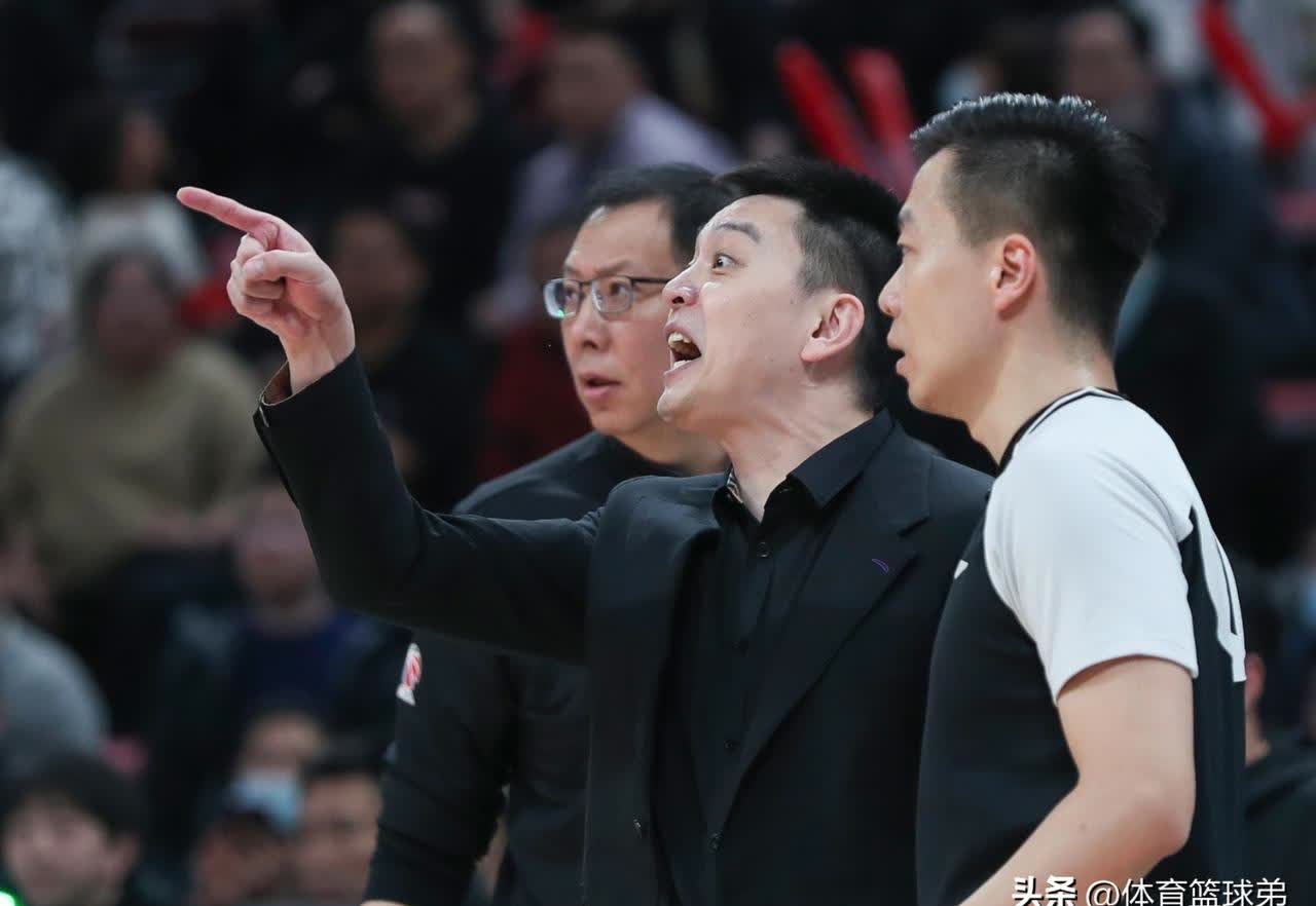 开云·体育官网关于上海久事赛前队长鼓劲，志在社区盾名次提升，质疑声仍在，球队文化再被提及的信息