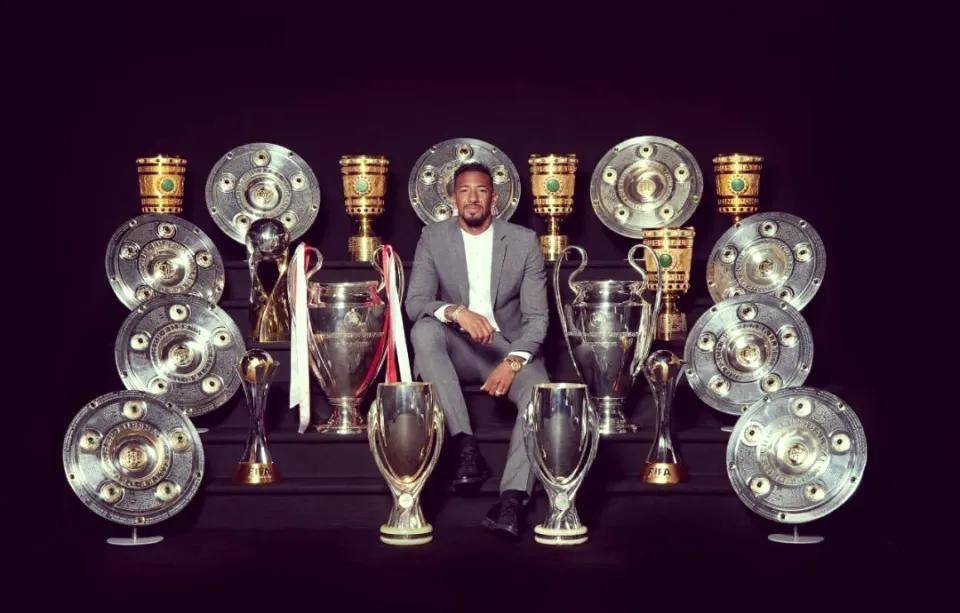 开云·体育官网法甲倒计时；拜仁慕尼黑赛前强势反弹；细节引发关注；气氛紧张；年轻球员得到机会的简单介绍